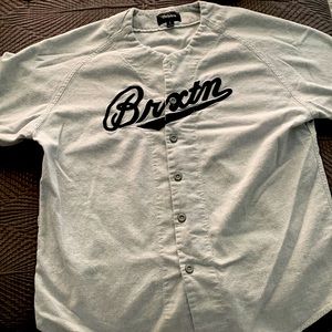 Nice button down jersey men’s Brixton large